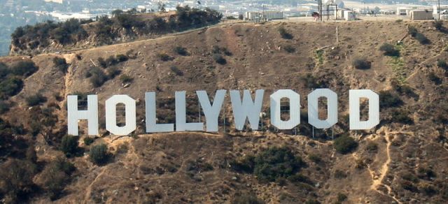 800px-Aerial_Hollywood_Sign